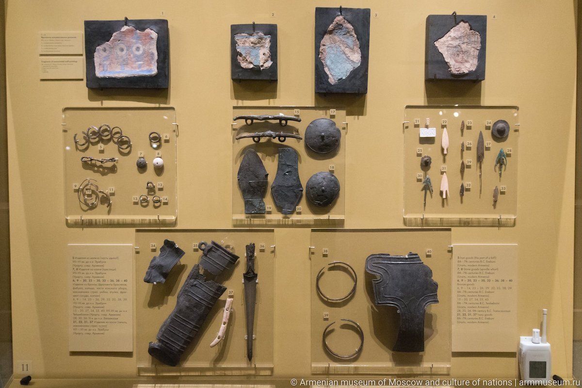 Стенд Урарту в зале искусства Передней Азии в ГМИИ им. А.С. Пушкина. Фото: ©armmuseum/Александр Мощаков