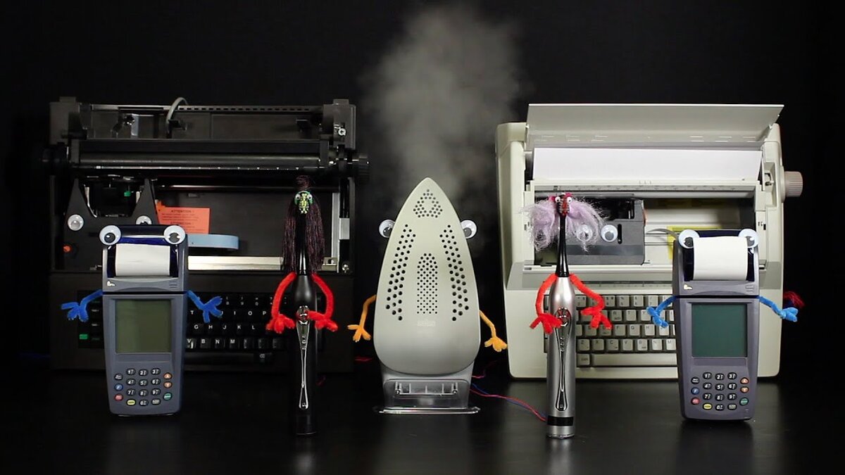 Создавать каверы можно даже с помощью зубных щёток и утюгов