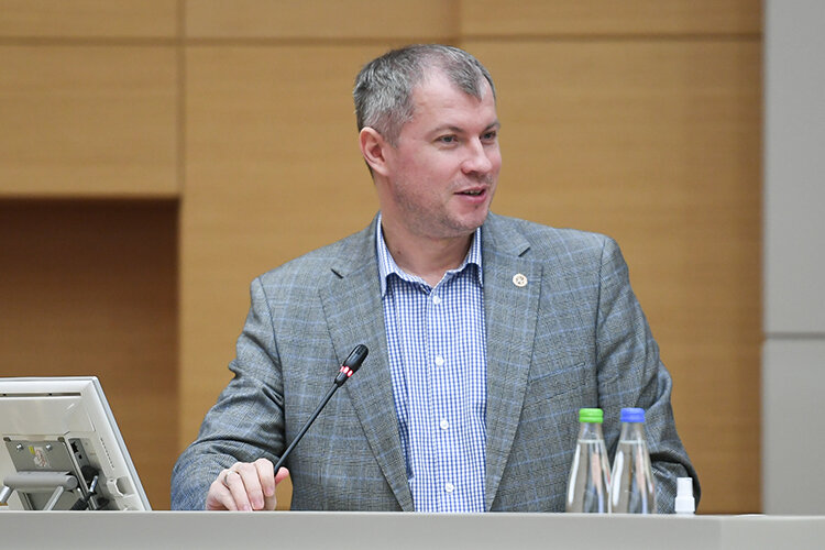    Василий Шестюк: «Переход на этот материал будет не просто прорывом в технике, но и позволит нашим аппаратам занять прочное первенство»