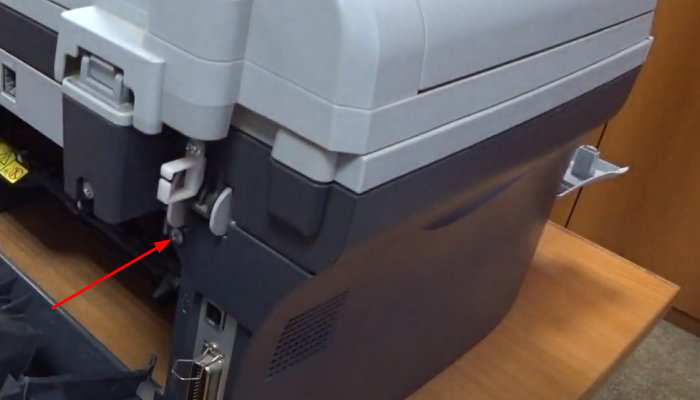 Фото 10. Снимаем указанную шестеренку