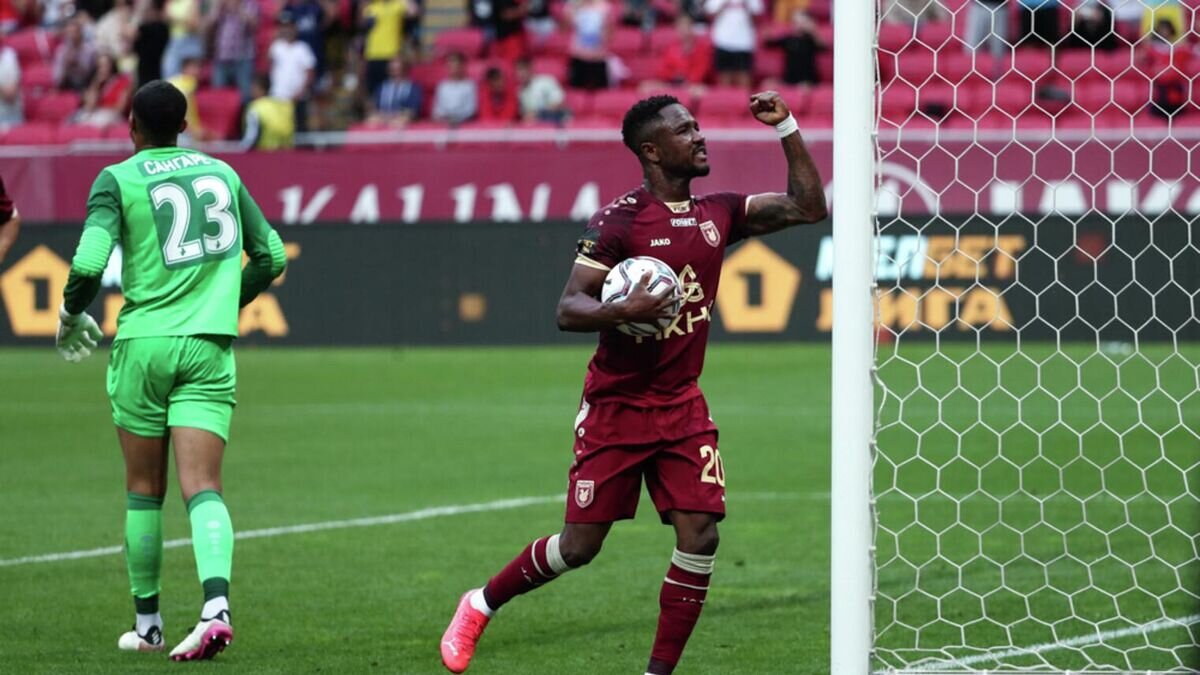    Нападающий "Рубина" Джоэль Фамейе© пресс-служба ФК "Рубин"