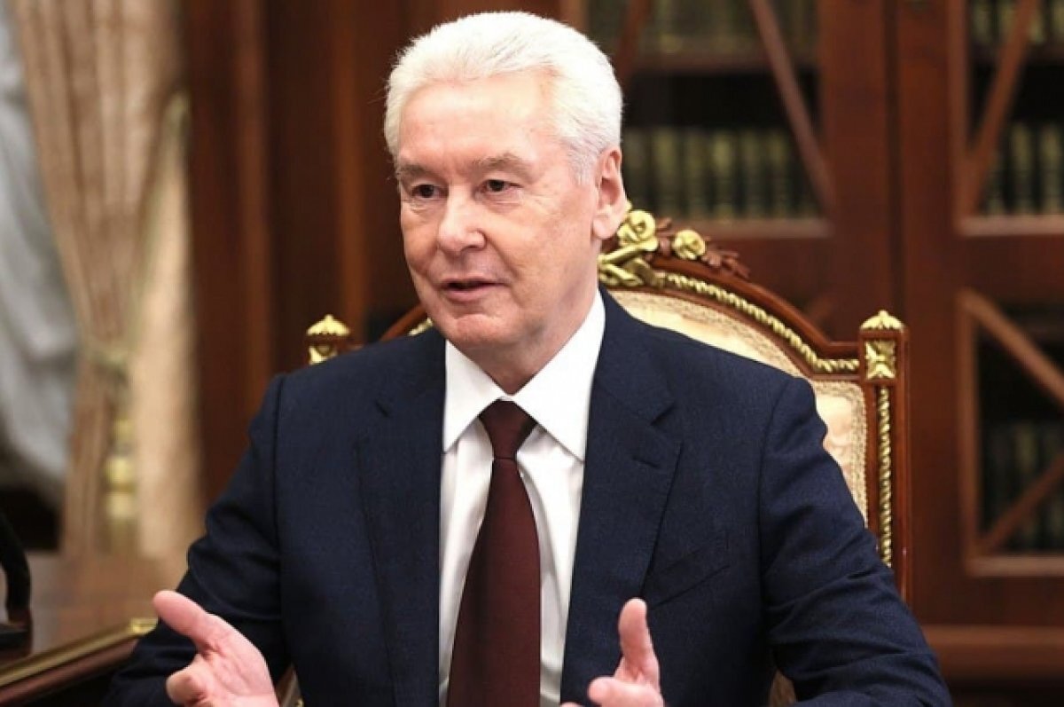    Собянин поздравил ветеранов с 81-летием парада 1941 года на Красной площади