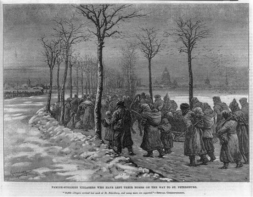 

Орды голодающих пытаются спастись в городах