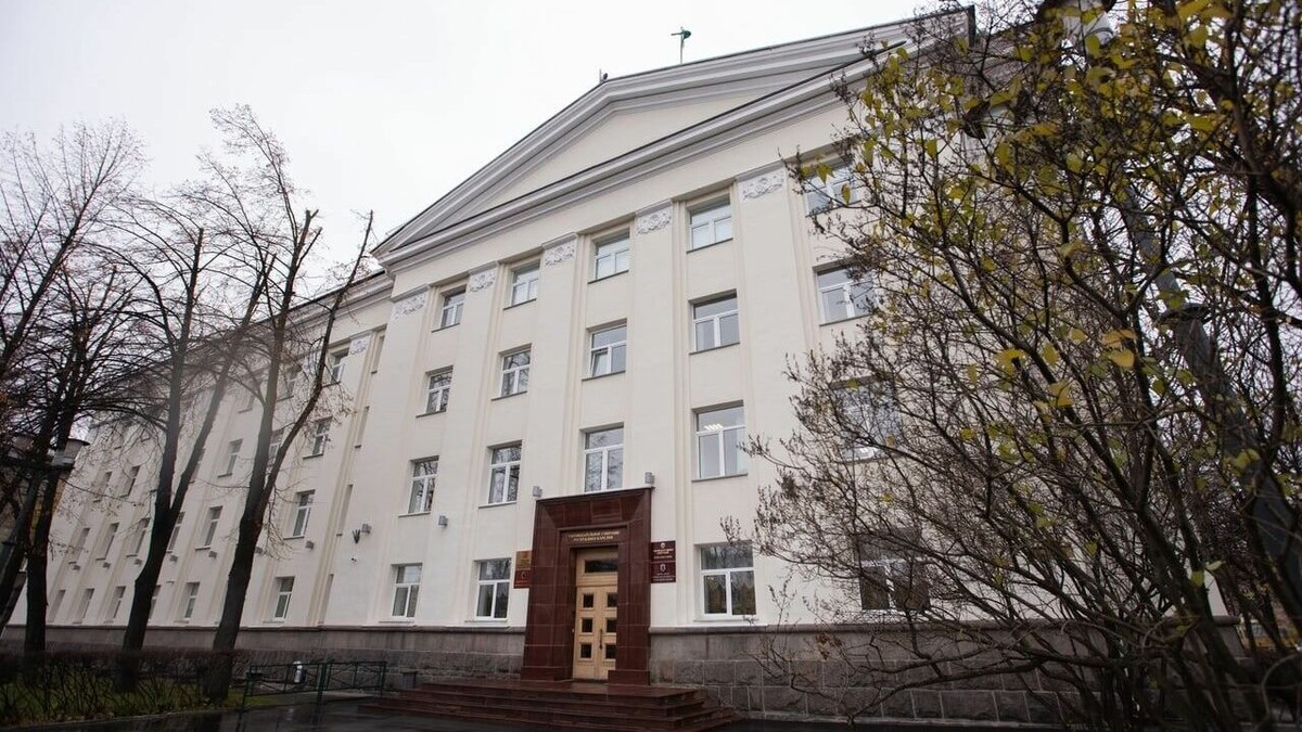     Спикер карельского парламента Элиссан Шандалович сообщил, что парламентарии обсудят приоритеты расходования средств бюджета республики на 2023 и следующие два года по профильным направлениям.