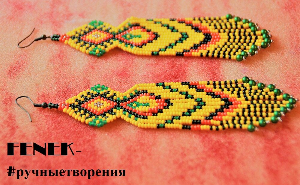 Надо сказать, что я раз за разом чинила украшения, которые делала для директора "Песнохорок", потому, что она прям любила их мусолить руками 🤦‍♀🤦‍♀🤦‍♀ 
И слава Богу!
Ведь этот факт послужил толчком для моего развития!

Благодаря Яне Михайловой, я смогла освоить гобеленовую технику плетения из бисера.
И я стала плести гайтаны "на века!"
Серьги я и так плела вручную, но теперь стала плести вручную гайтаны, налобники и браслеты тоже💪😁

С тех пор я не брала украшения на починку, так как им невозможно было каким-либо образом навредить, порвать!

И с тех пор у меня идут заказы🙏
_______________________________
Продолжение следует...