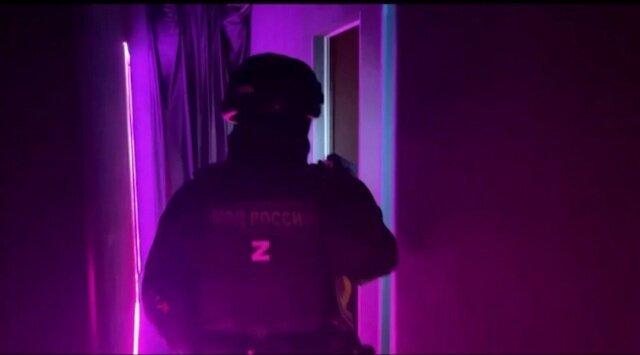     Фото: Скриншот с видео пресс-службы ГУ МВД России по Санкт-Петербургу и Ленинградской области