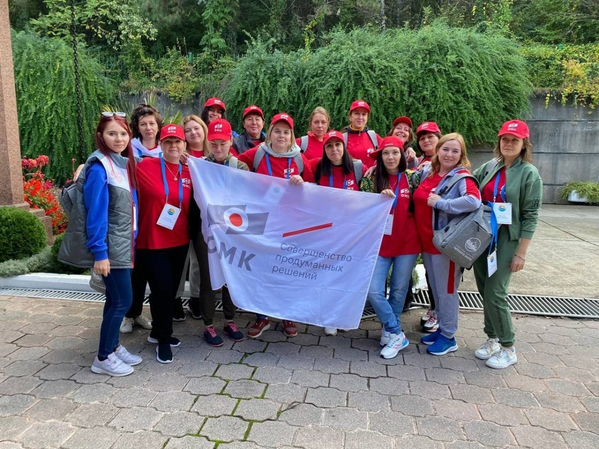    Всего мероприятие объединило более 100 волонтеров из разных компаний Арина Полтанова