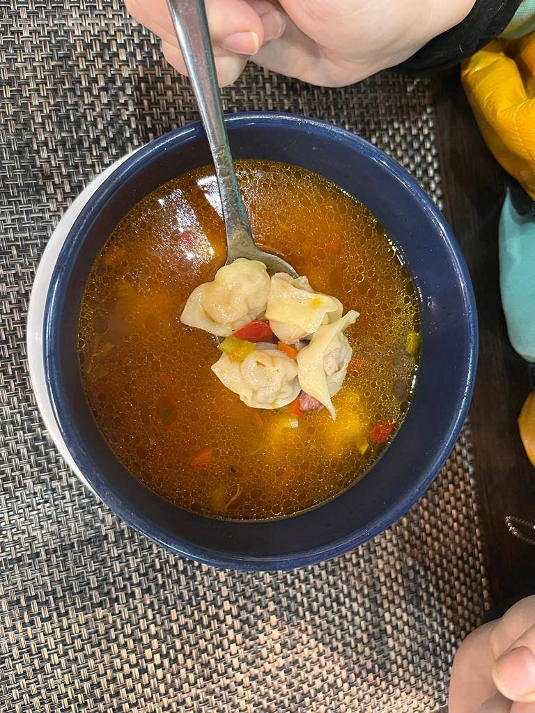 Алма-Ата на связи? У нас время 9 утра и за окном выключили горы и включили снег✌️ Привет! Я Женя и мы с мужем хотим воплотить нашу мечту.-2-2