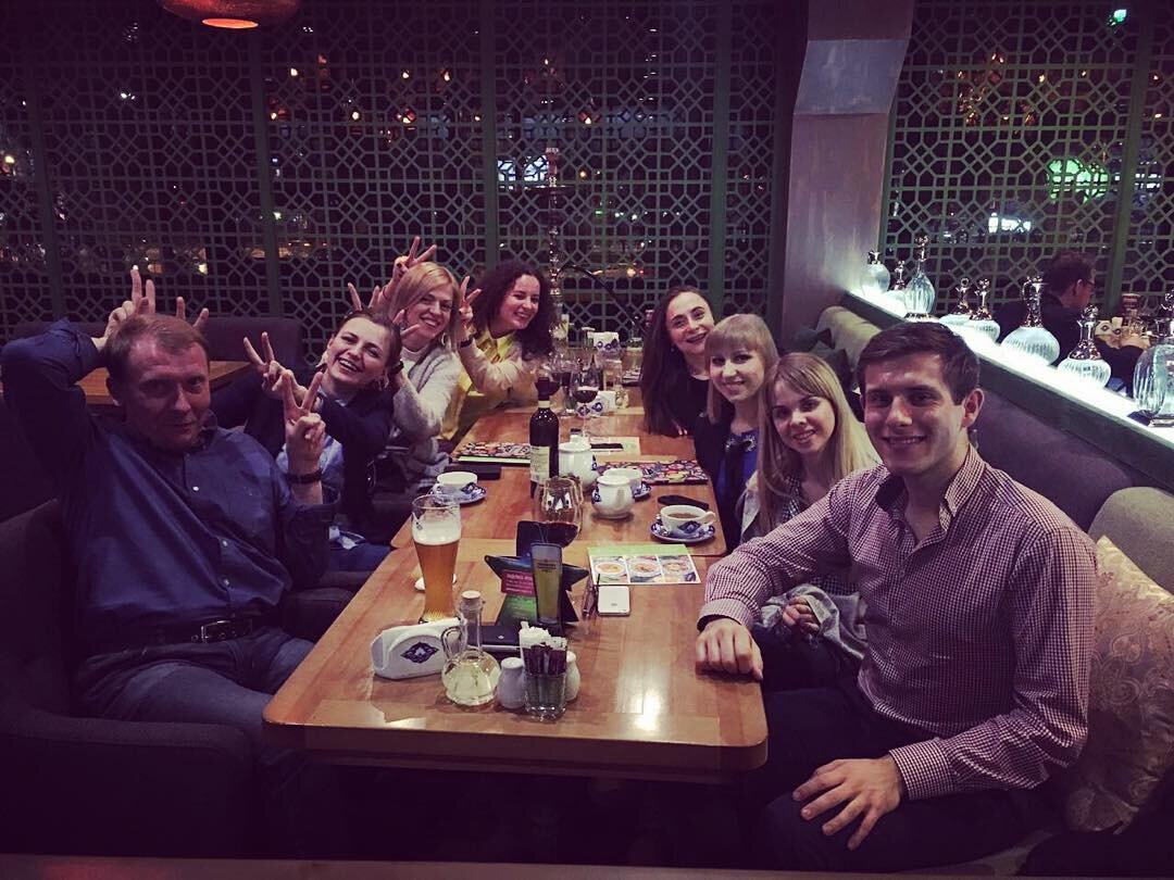 С коллегами после очередного мероприятия. Работа в международной компании Hilti выматывала и помогала забыть на время о проблемах с беременностью