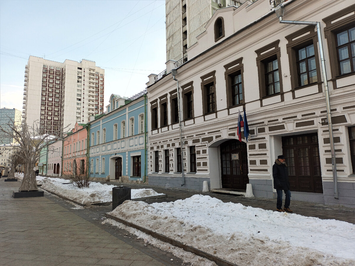 Школьная улица