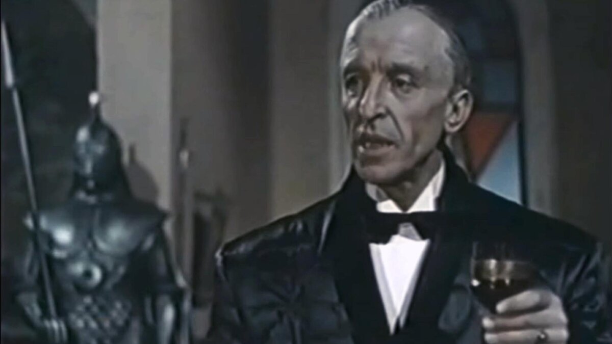 Кадр из фильма "Призраки покидают вершины". Альварец да Кортец (Андрей Файт).