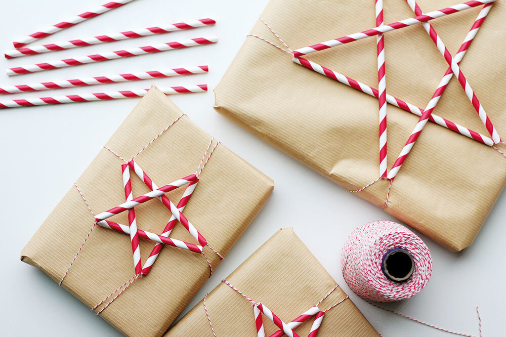 Как красиво упаковать подарок в подарочную бумагу