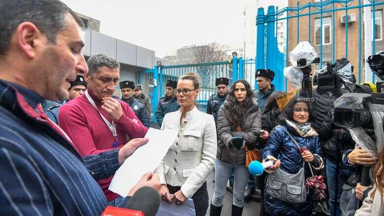 В Ереване протестующие требуют разблокировки Нагорного Карабаха