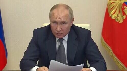     Президент России Владимир Путин объявил о продлении льготной ипотеки до 2024 года. Соответствующее заявление он сделал на заседании совета по стратегическому развитию и нацпроектам.