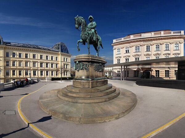   © CC0 / Public Domain Julius Silver / Pixabay