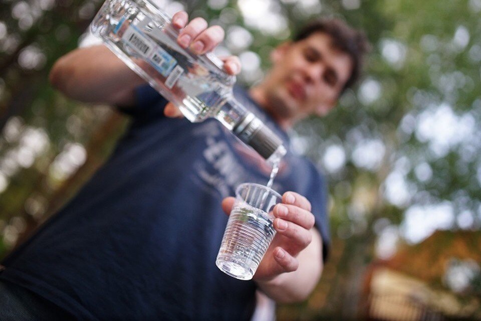     Мужчина украл у знакомой 220 тысяч рублей в Магадане Алексей БУЛАТОВ