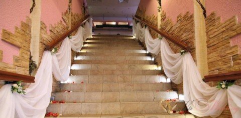  Выбираем оформление стен лестничных площадок