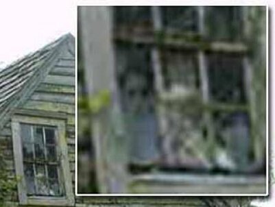 
Глядя призрак из окна наверху
