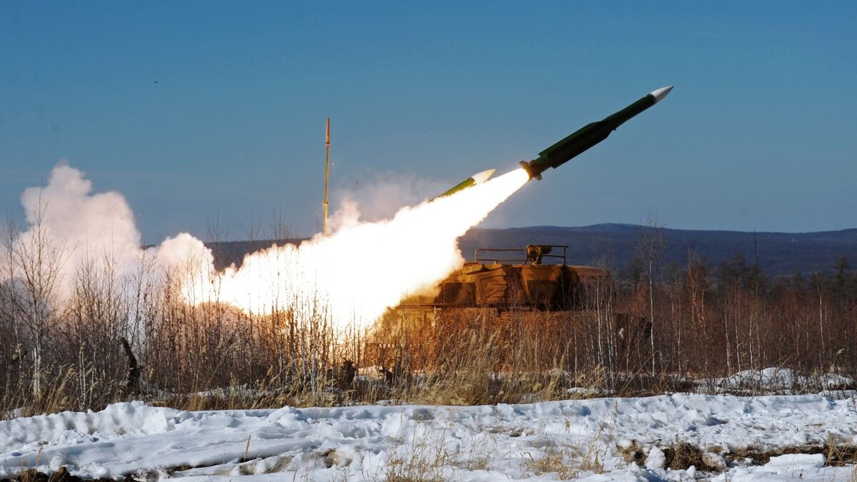 Современные российские ракетные установки контролирует компьютер.