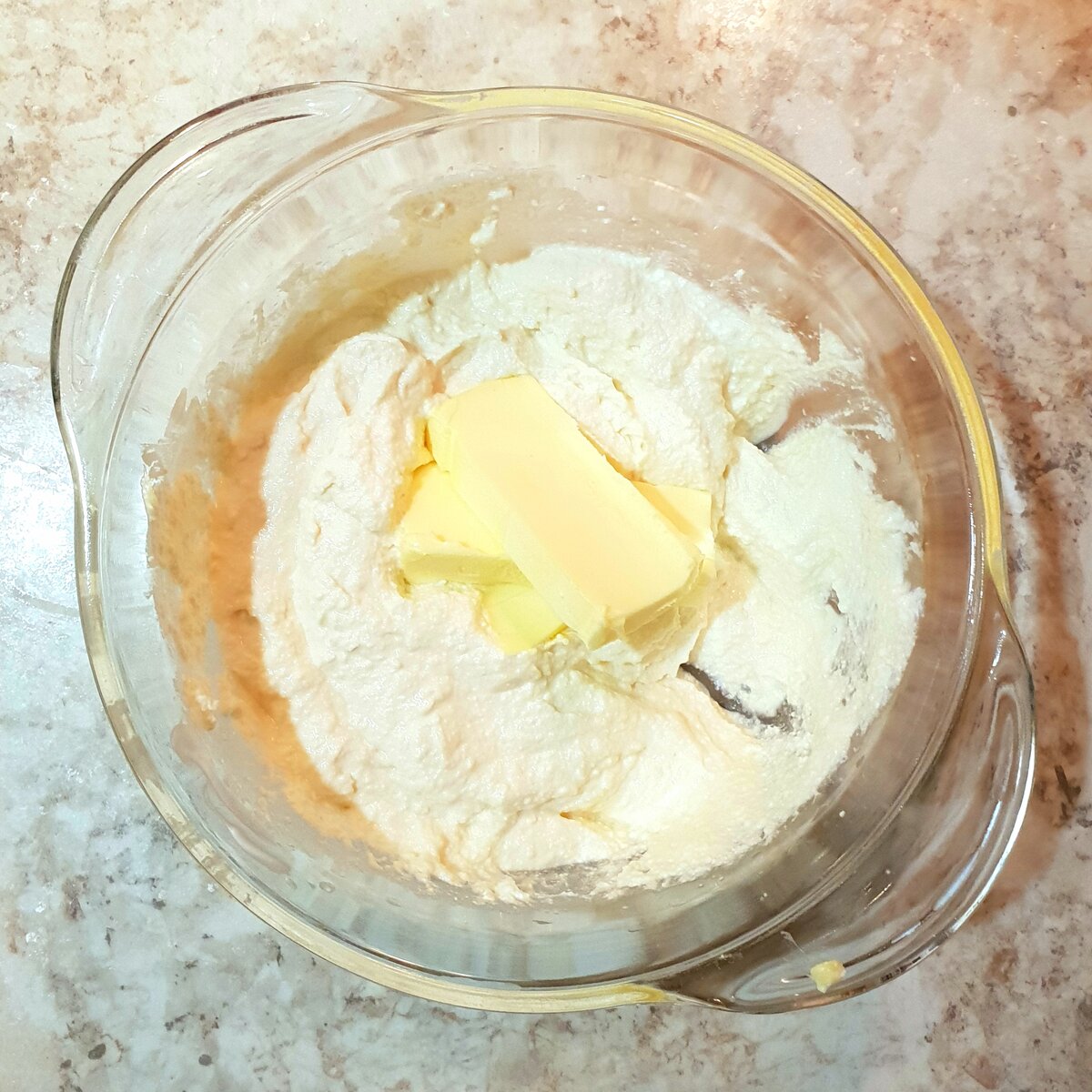 Творожно-сырная паста с чесноком и зеленью