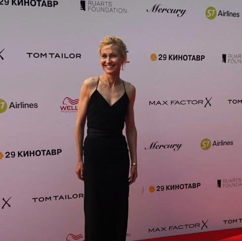 Истощенная Ингеборга Дапкунайте на открытии «Кинотавра» встревожила поклонников