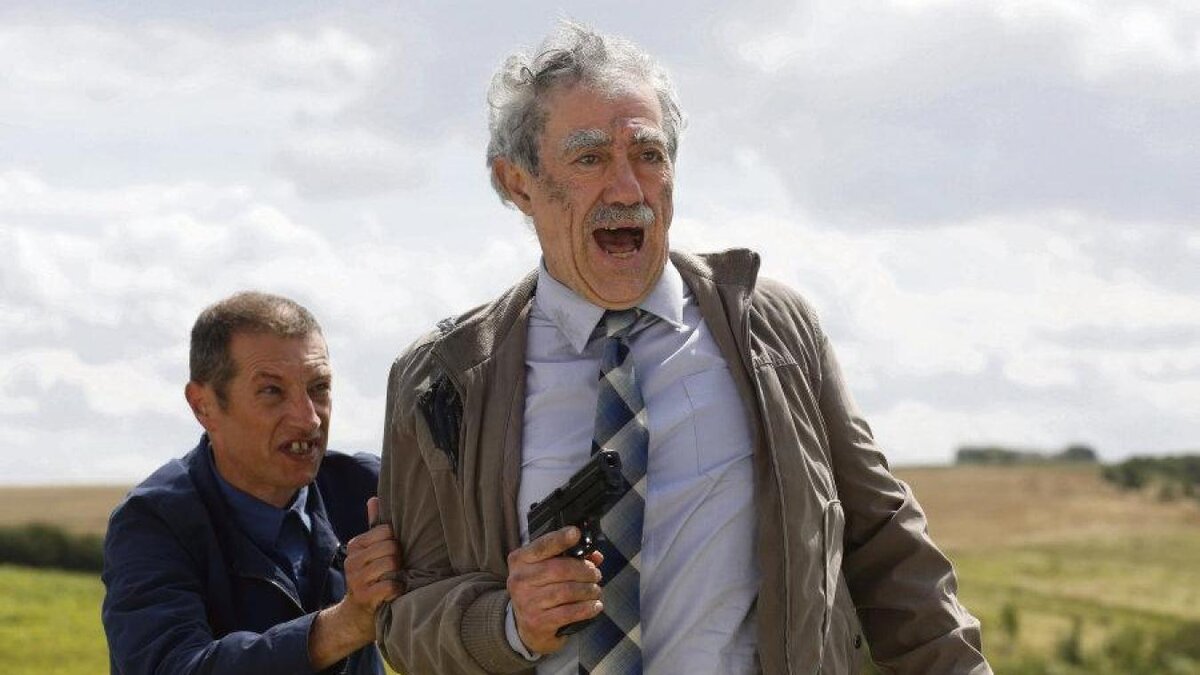 А вот и доблестные защитники правопорядка