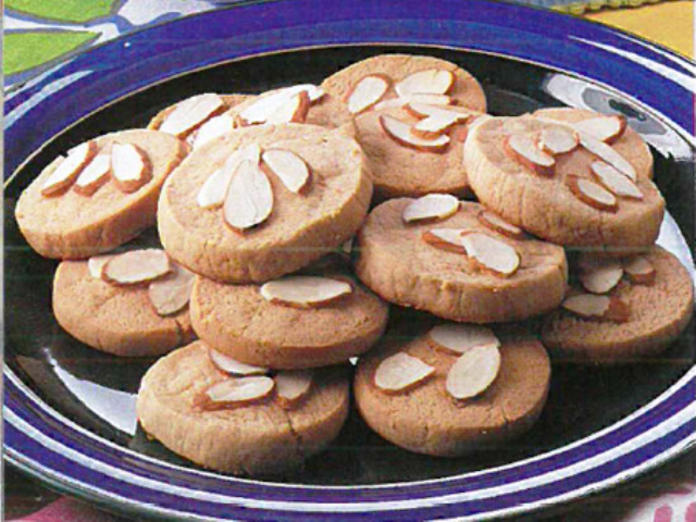 Рецепт печенья с миндальными лепестками: пошаговая инструкция