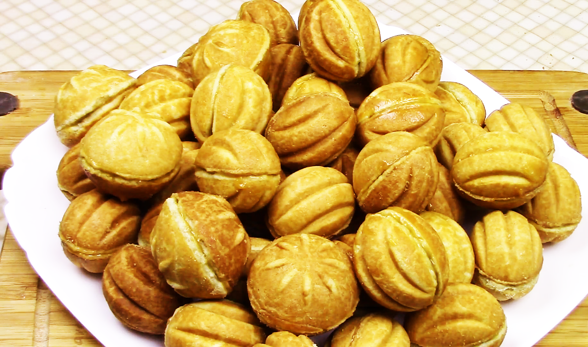 Орешки с вареной сгущенкой, пошаговый рецепт с фото от автора елена на ккал
