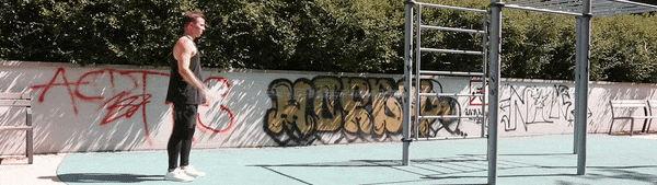 1-е упражнение: Прыжки со скакалкой © Deutschen Russian