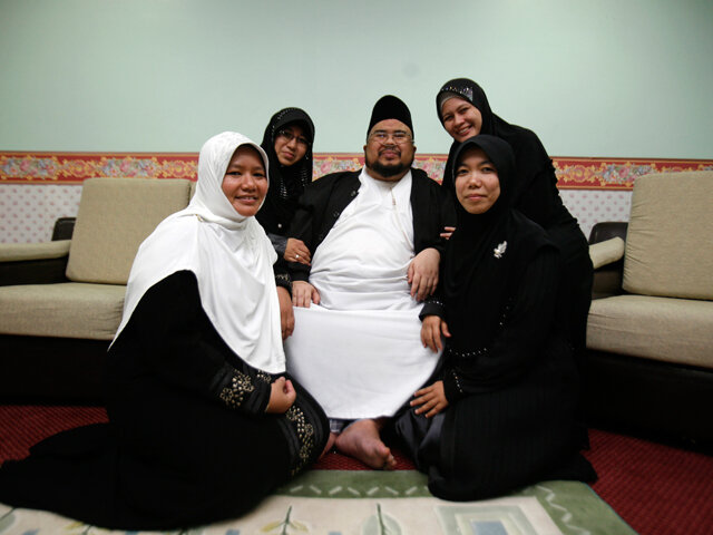 Подписывайтесь на канал ставьте лайки. Спасибо) фото с m.newsru.com