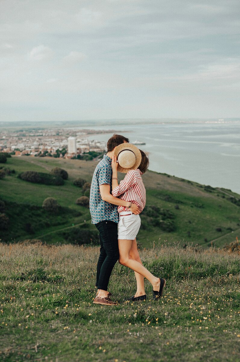 https://www.pexels.com/photo/photo-of-woman-and-man-hugging-while-standing-on-grass-1391480/