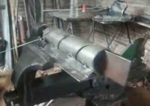 Станок для плетения сетки рабицы своими руками