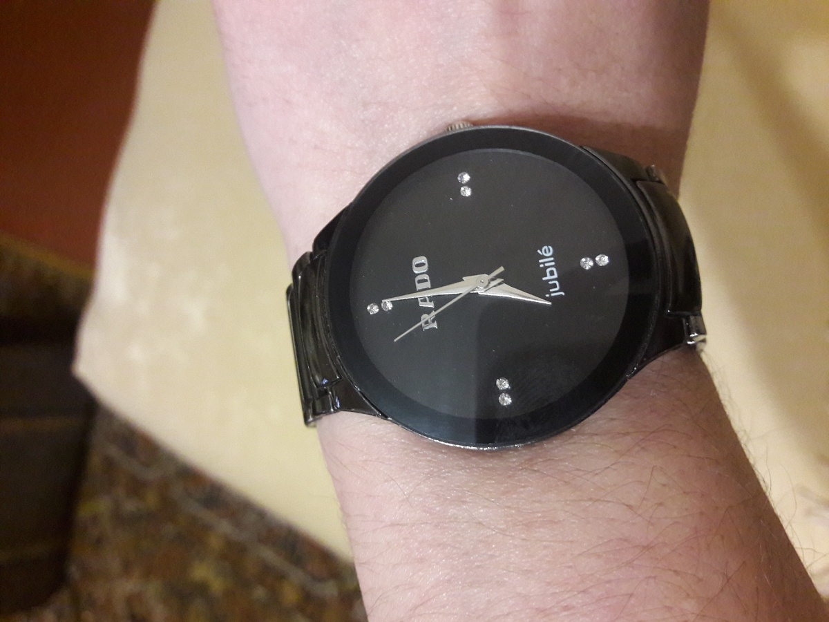 А это - мои. Не с 4 брюликами, а с 8-ю!