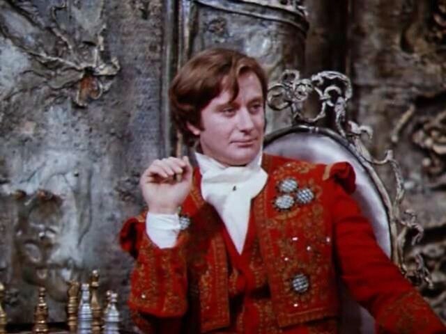 отрывок из спектакля театра Сатиры "Безумный день или женитьба Фигаро" В роли Фигаро Андрей Миронов 