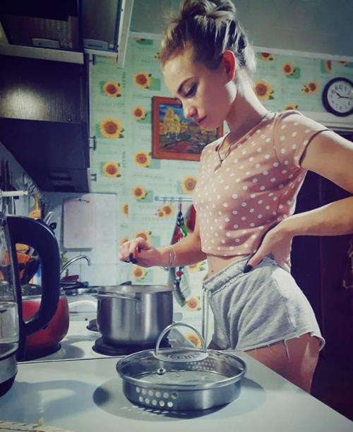На кухне