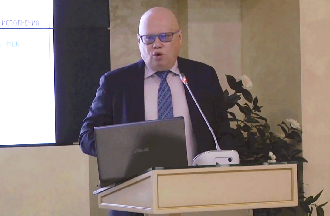 Алексей Лавров