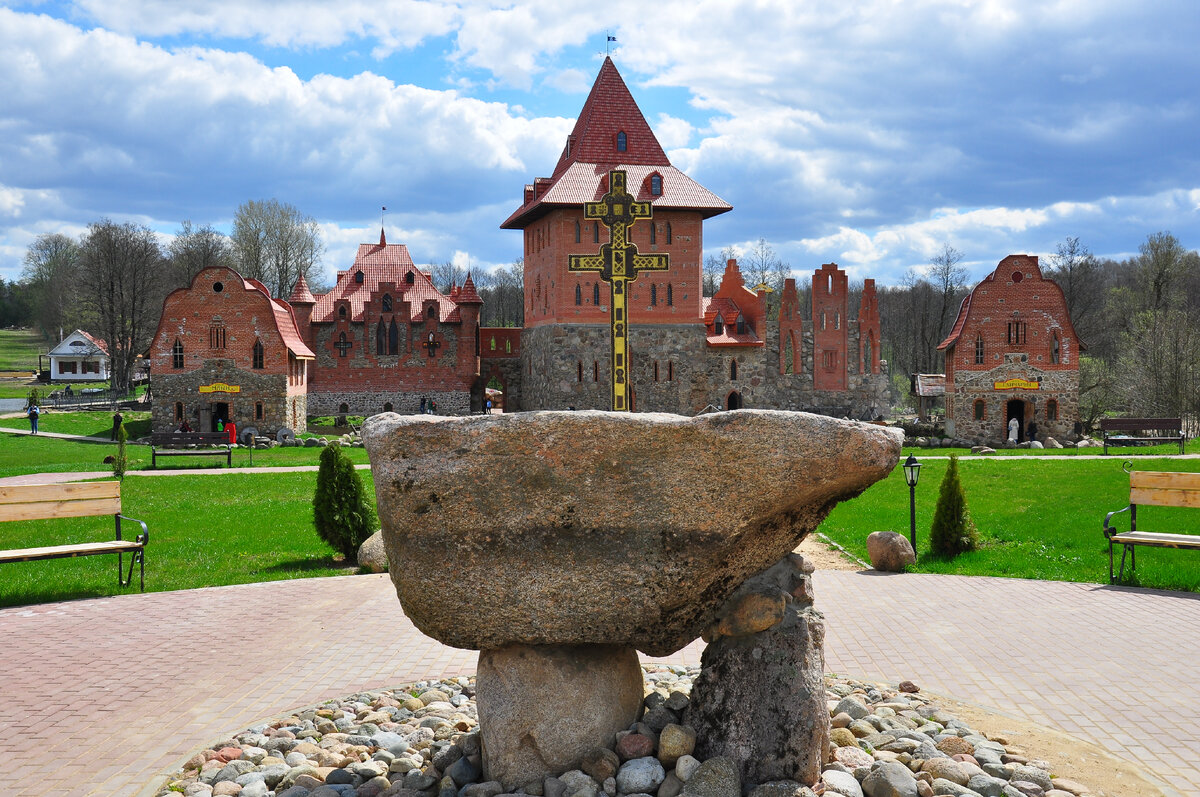 Запольский замок