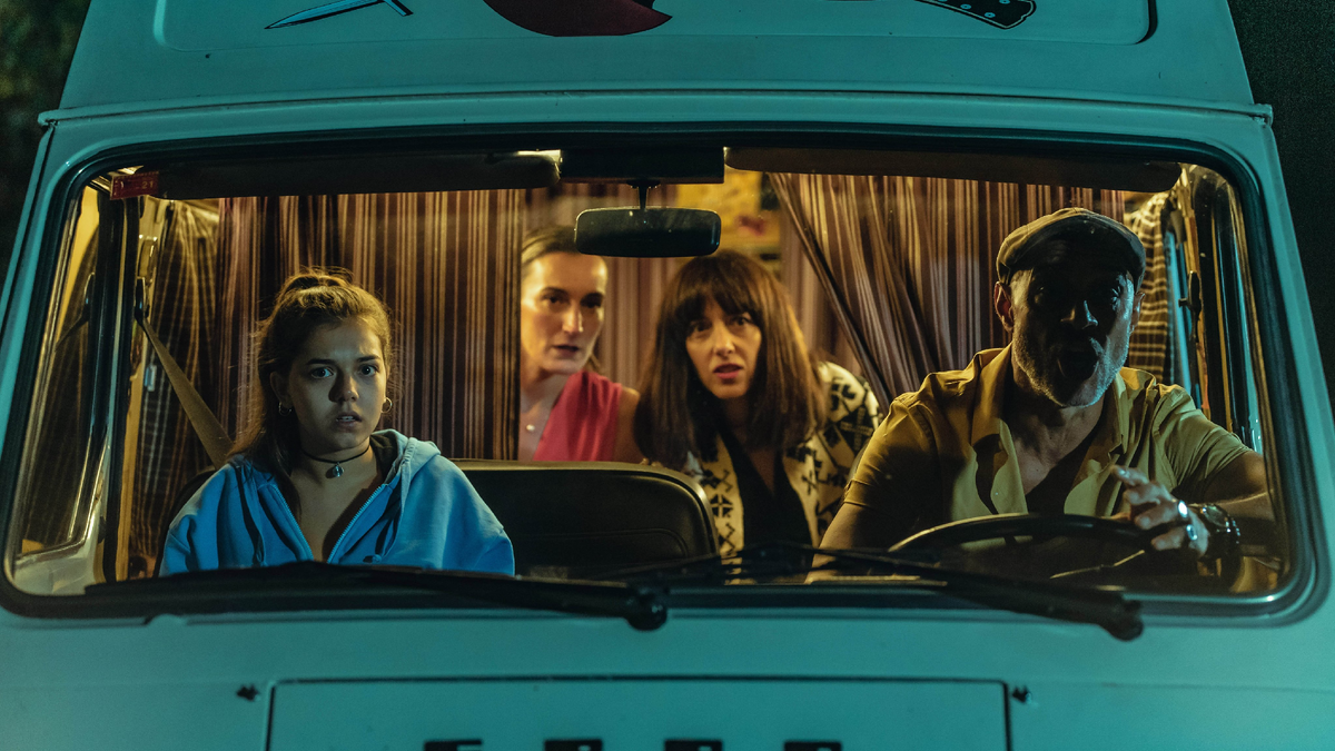 shot from "La Pasajera"/2021/Raul Cerezo/kinopoisk.ru