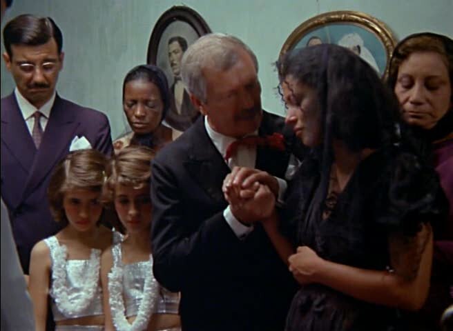 Кадр из кинофильма «Дона Флор и два её мужа» Бруно Баррето. 1976. Источник фото: kino-teatr.ru