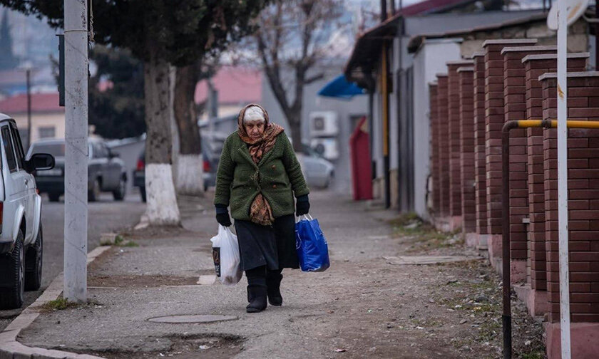 Голод, нехватка лекарств, воды и отопления, 40-градусная жара и грядущая зима
С 12 декабря 2022 года регион Арцах, где живут 120 тысяч армян, заблокирован со стороны Азербайджана.-9