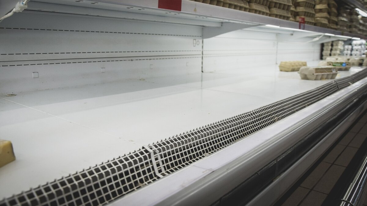     Вспышка птичьего гриппа вызвала панику в уфимских магазинах — будут ли куриные яйца снова доступны? Министерство торговли и услуг Башкирии ответило на этот вопрос