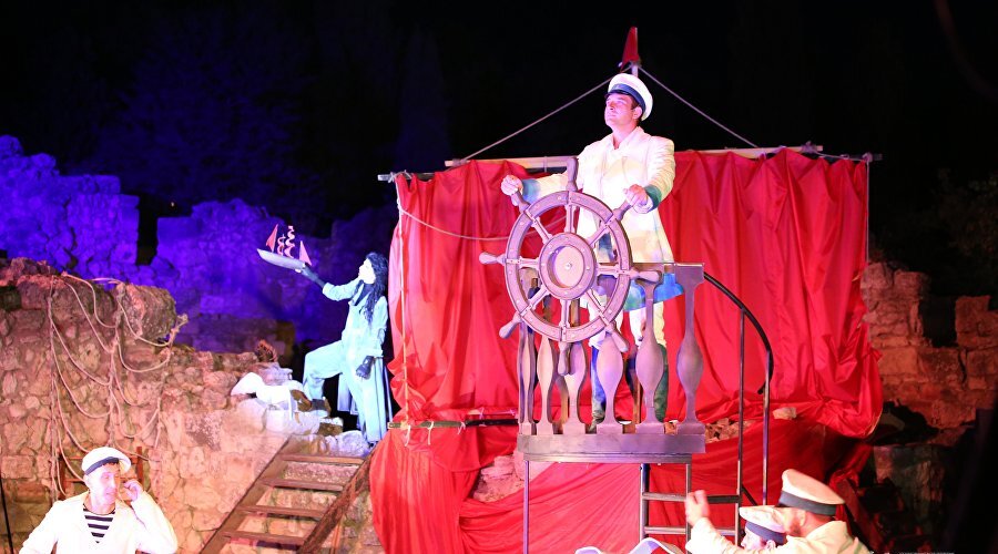 Спектакль в Херсонесе // Фото: пресс-служба музея-заповедника «Херсонес Таврический»