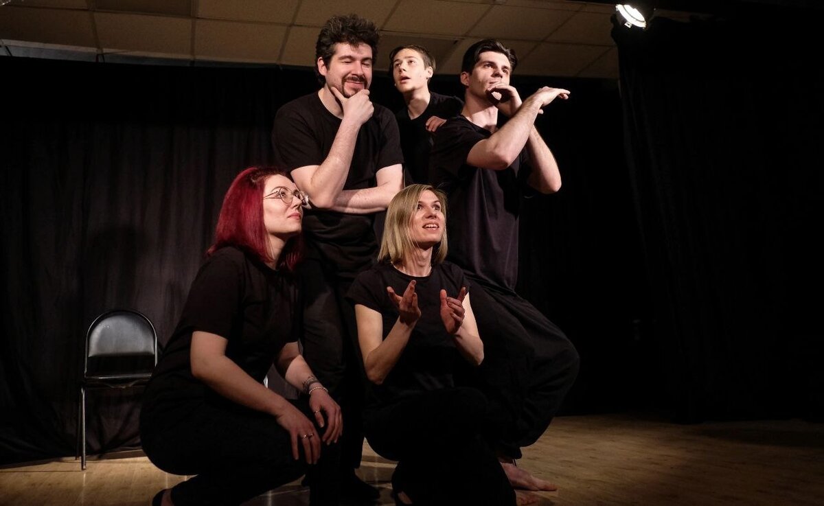    Актеры из Макеевки научат подростков справляться с психологическими травмами через театр