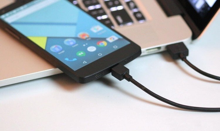    Не опасно ли заряжать смартфон от другого устройства?