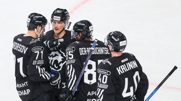    Хоккеисты «Трактора».ХК «Трактор»