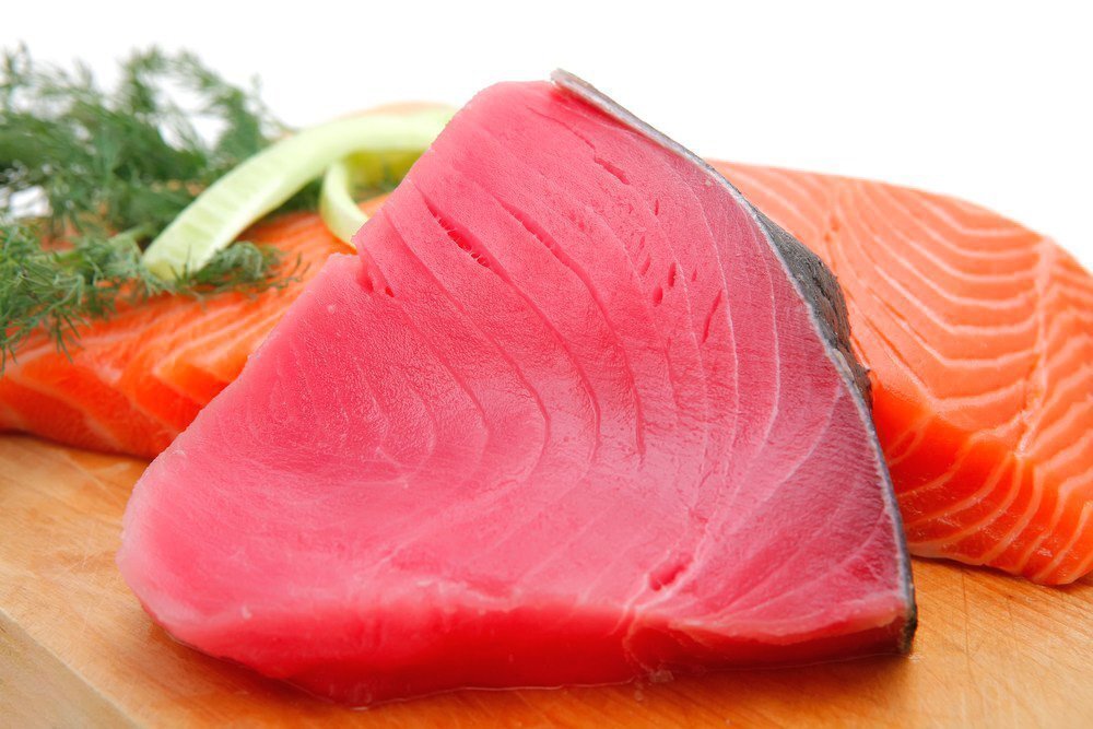 Мясо рыбы каких можно есть. Тунец слабосоленый. Тунец мясо. Тунец красная рыба. Цвет тунца.