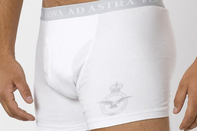 Обтягивающие трусы вредят мужчинам.