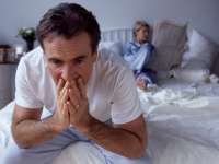 Почему эрекция после 40 лет вялая? Как правило, причиной этому служат возрастные изменения.