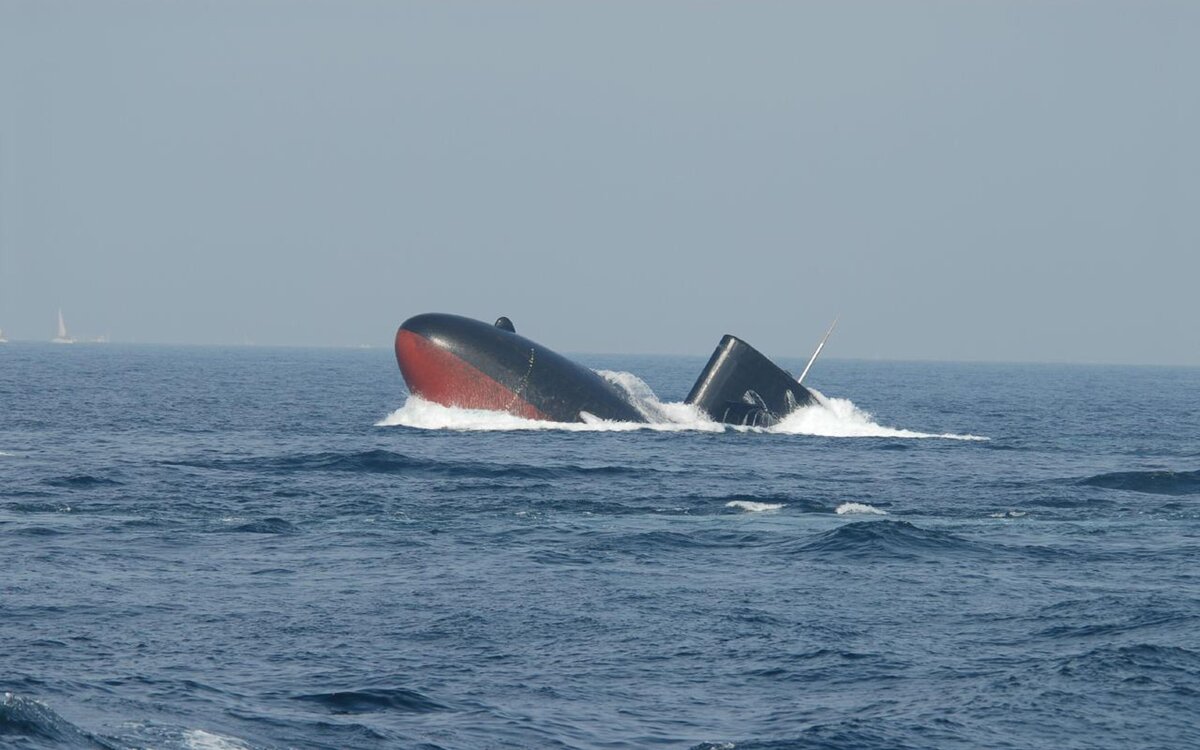Фото подводной лодки в море Каким образом погружается и всплывает подводная лодка? МУЖСКАЯ ТЕРРИТОРИЯ Дзен
