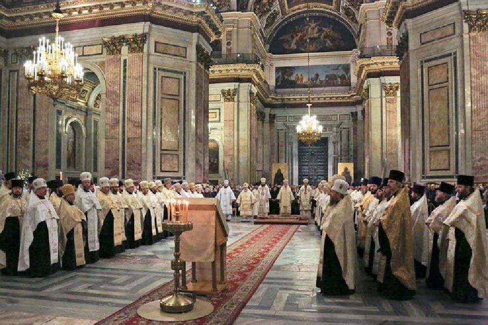  Рождественская служба в Исаакиевском соборе. Фото cathedral.ru